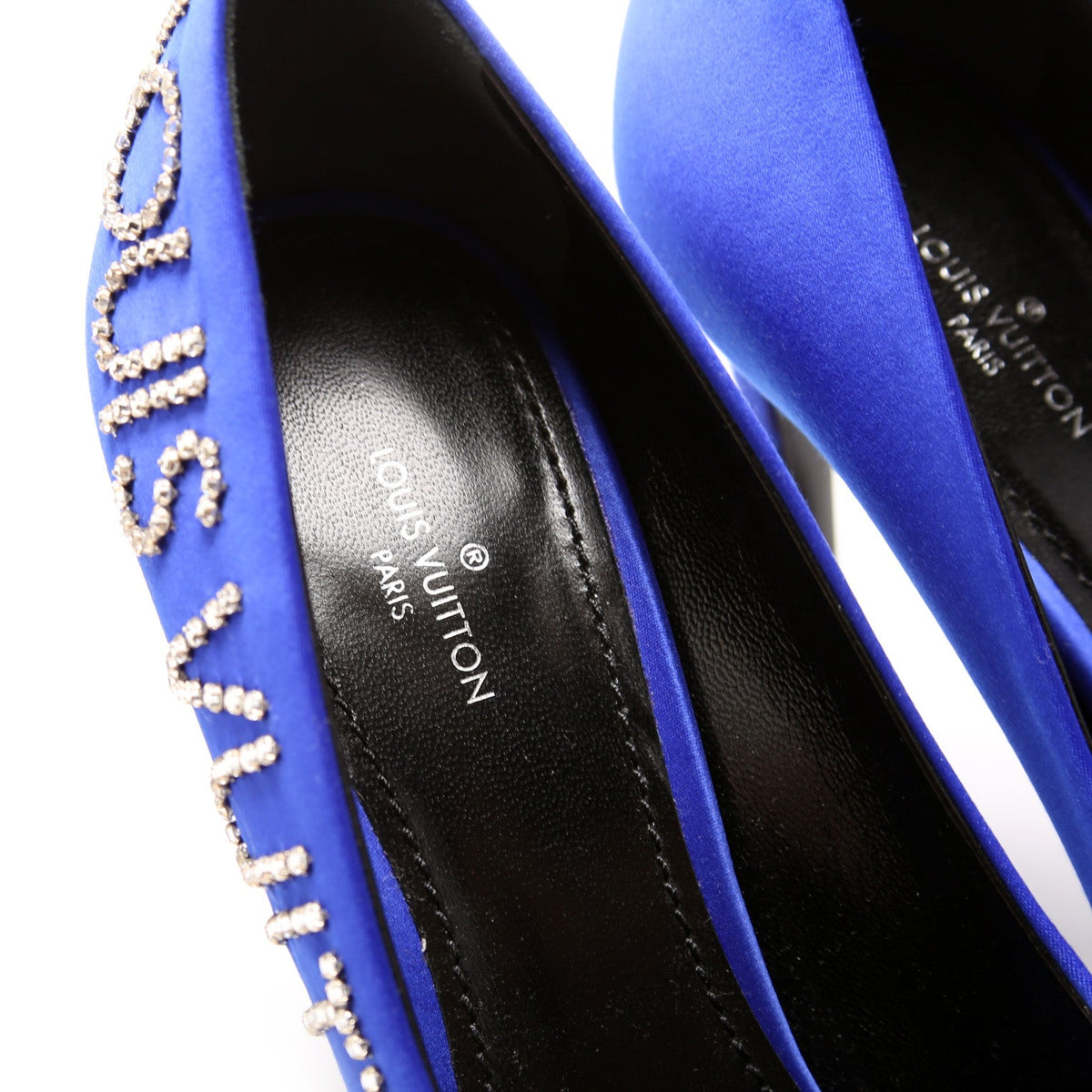Crystal Logo Pointed Toe Pumps Size 38