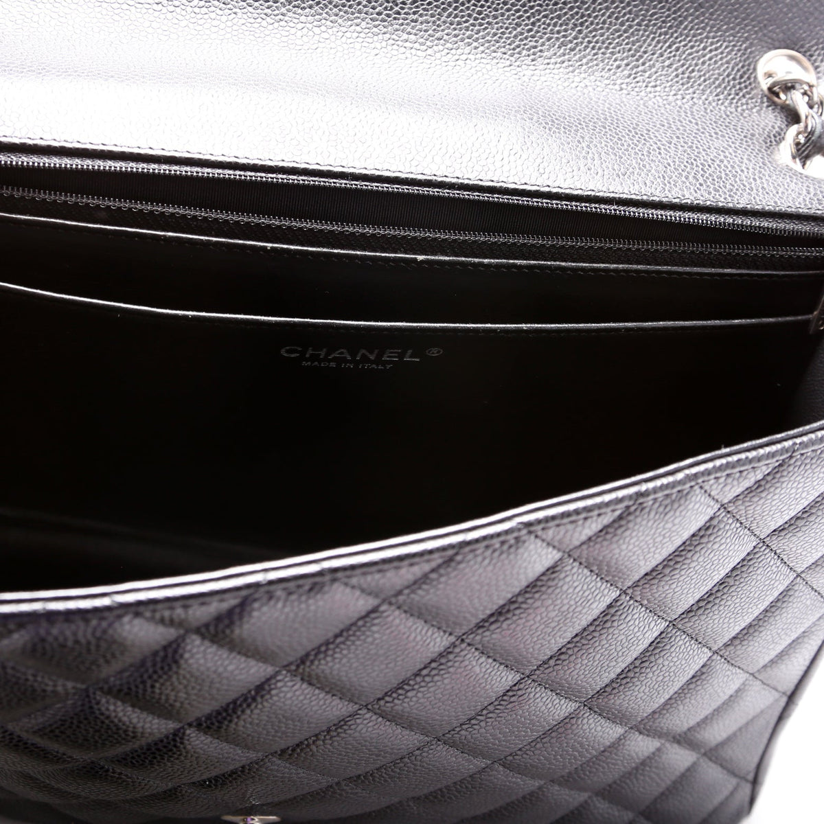 Classic Flap Maxi Caviar 13M