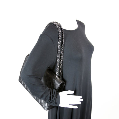 Classic Flap Maxi Caviar 13M