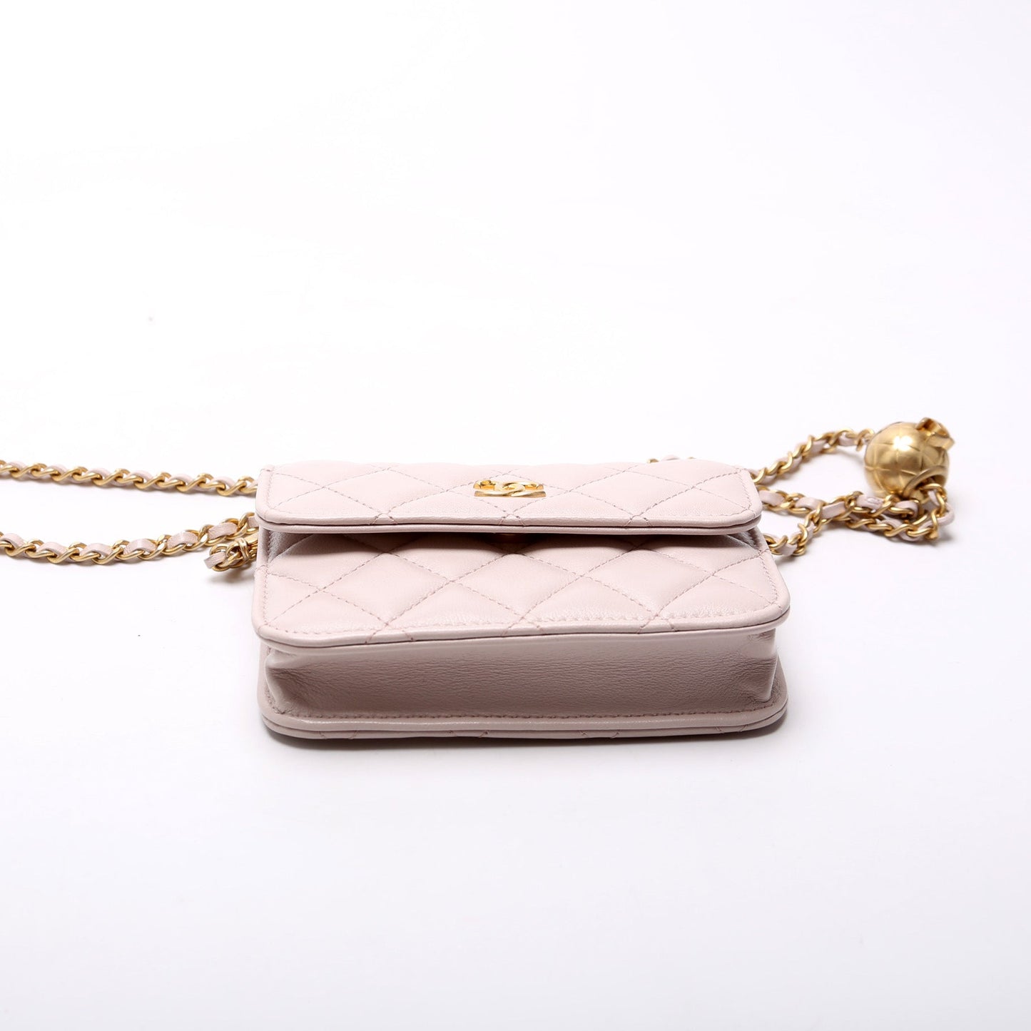 Pearl Crush Flap Clutch with Chain Lambskin 31M