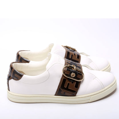 Pearland Sneakers Size 37.5