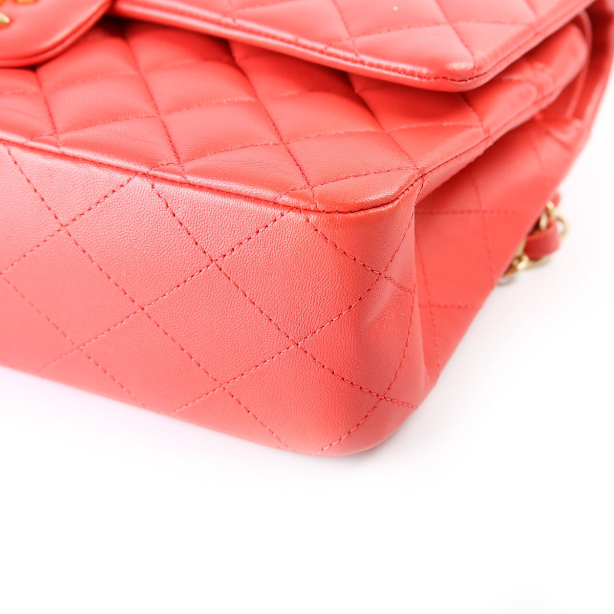 Classic Flap Medium Lambskin 25-28M
