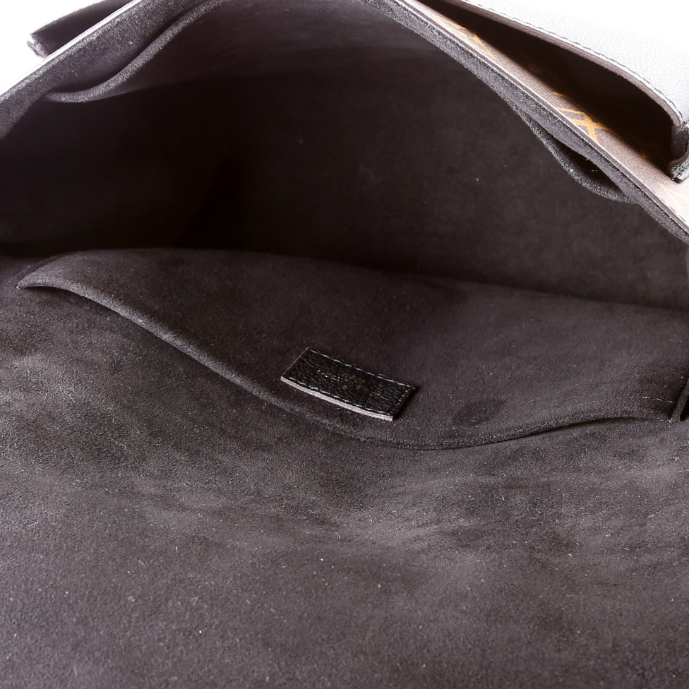Marignan Messenger Monogram