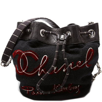 Paris-Hamburg Drawstring Bucket Bag Black
