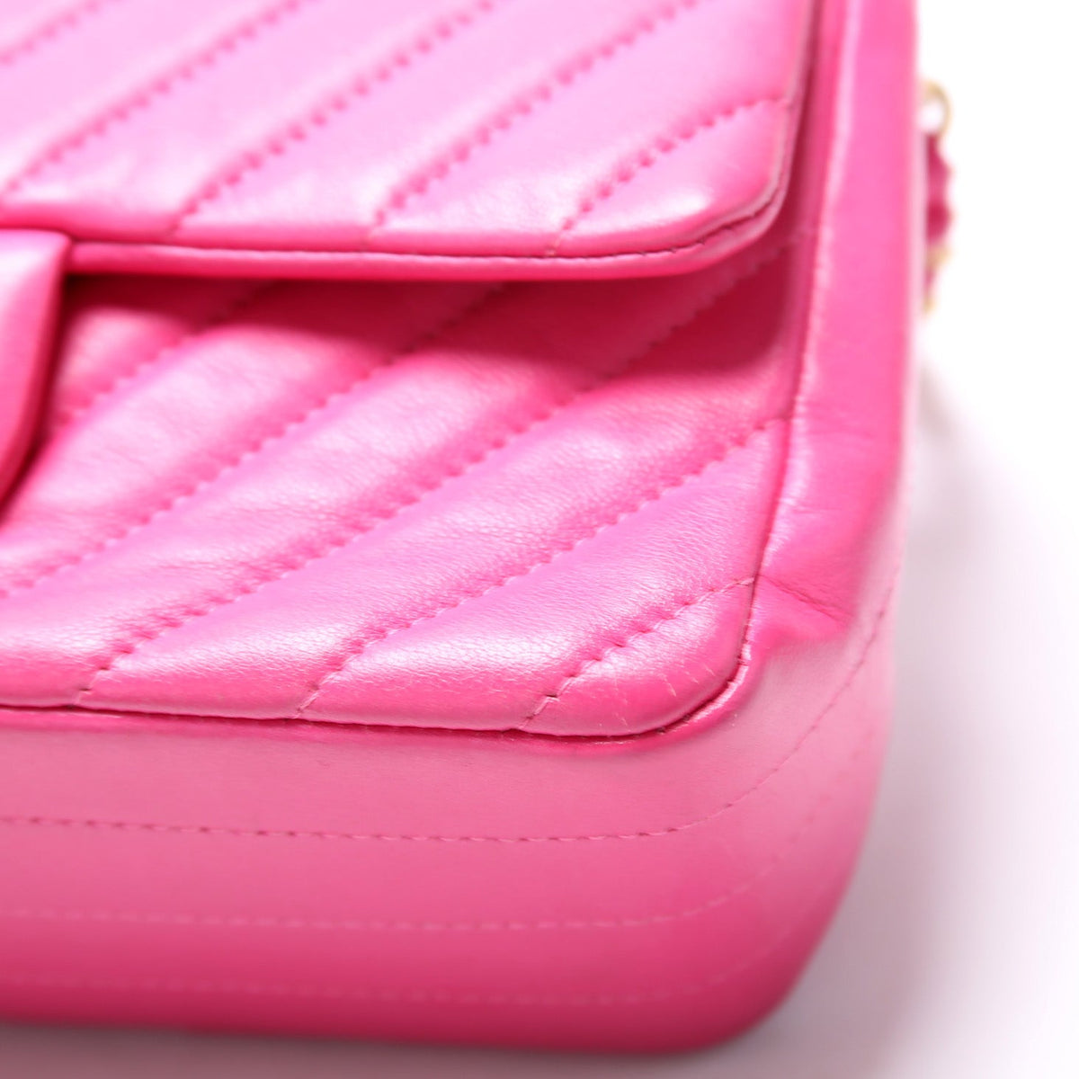 Classic Flap Mini Rectangle Lambskin 21M
