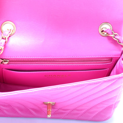 Classic Flap Mini Rectangle Lambskin 21M
