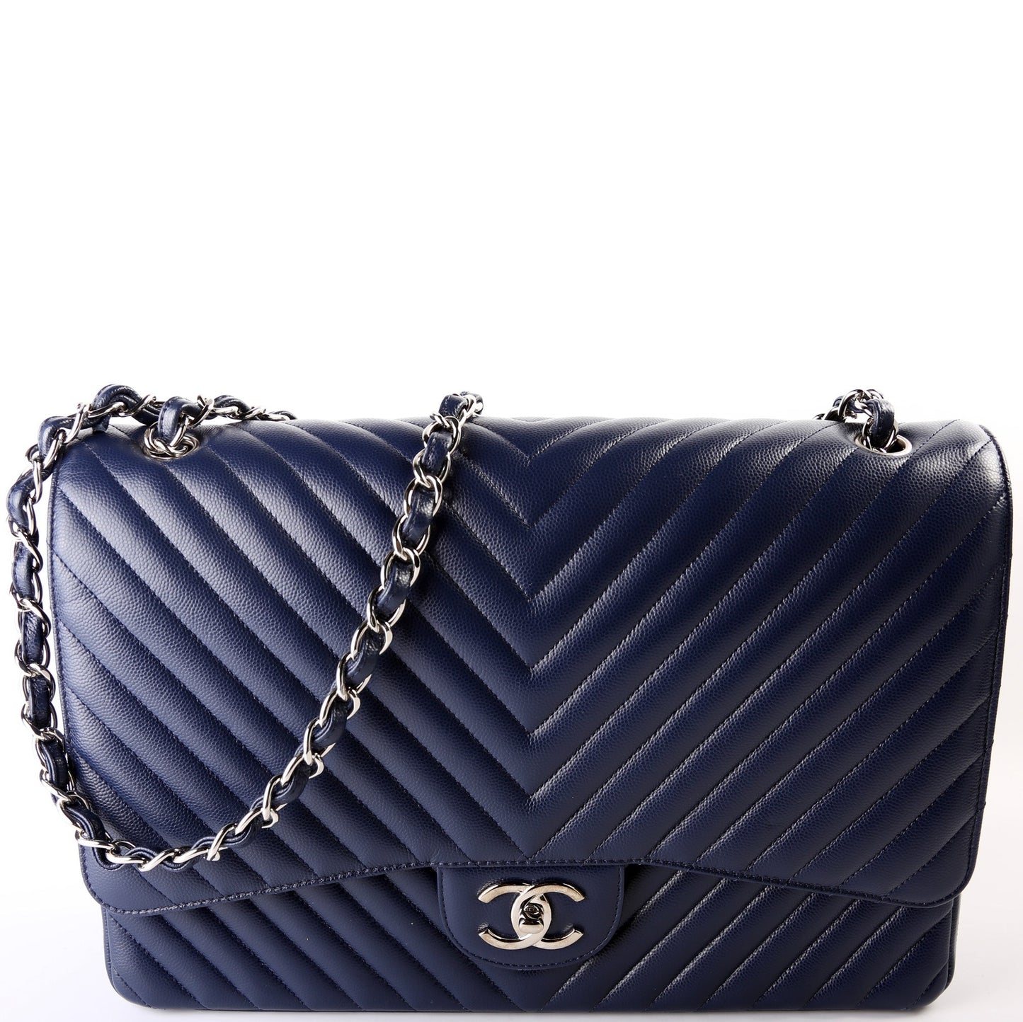 Classic Flap Maxi Chevron Caviar 22M