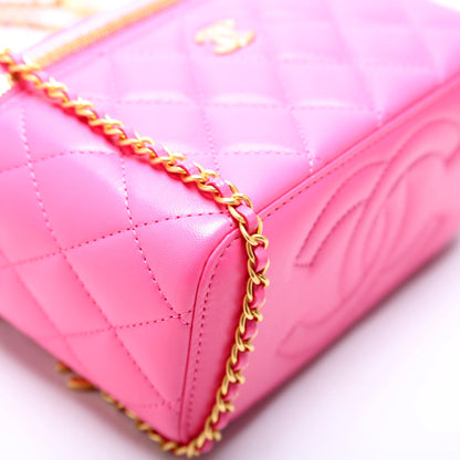 CC Vanity Small Coco Hearts Chain Quilted Lambskin RFID