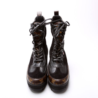 Laureate World Tour Desert Boots Size 37