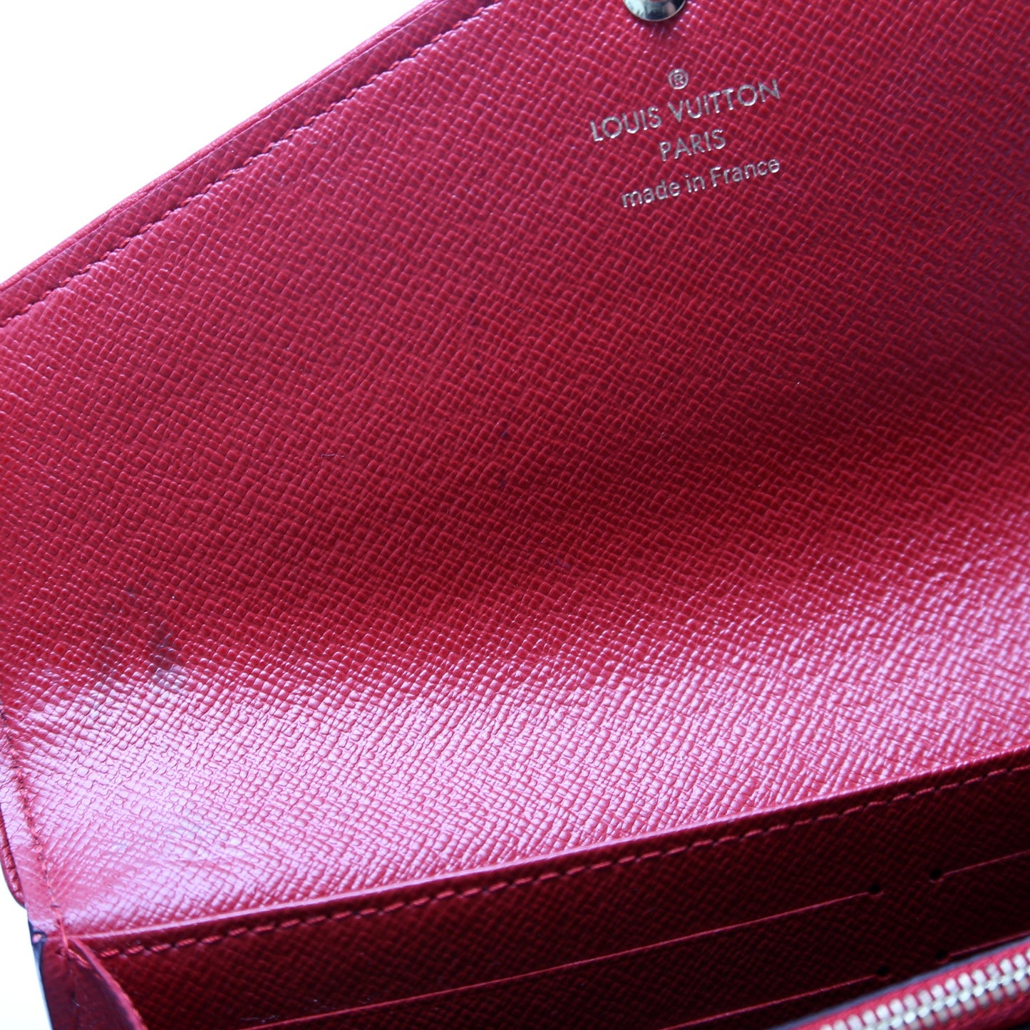 Sarah Wallet Retiro