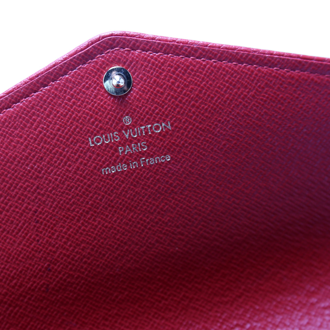 Sarah Wallet Retiro