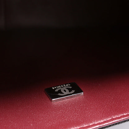 Classic Flap Jumbo Caviar RFID