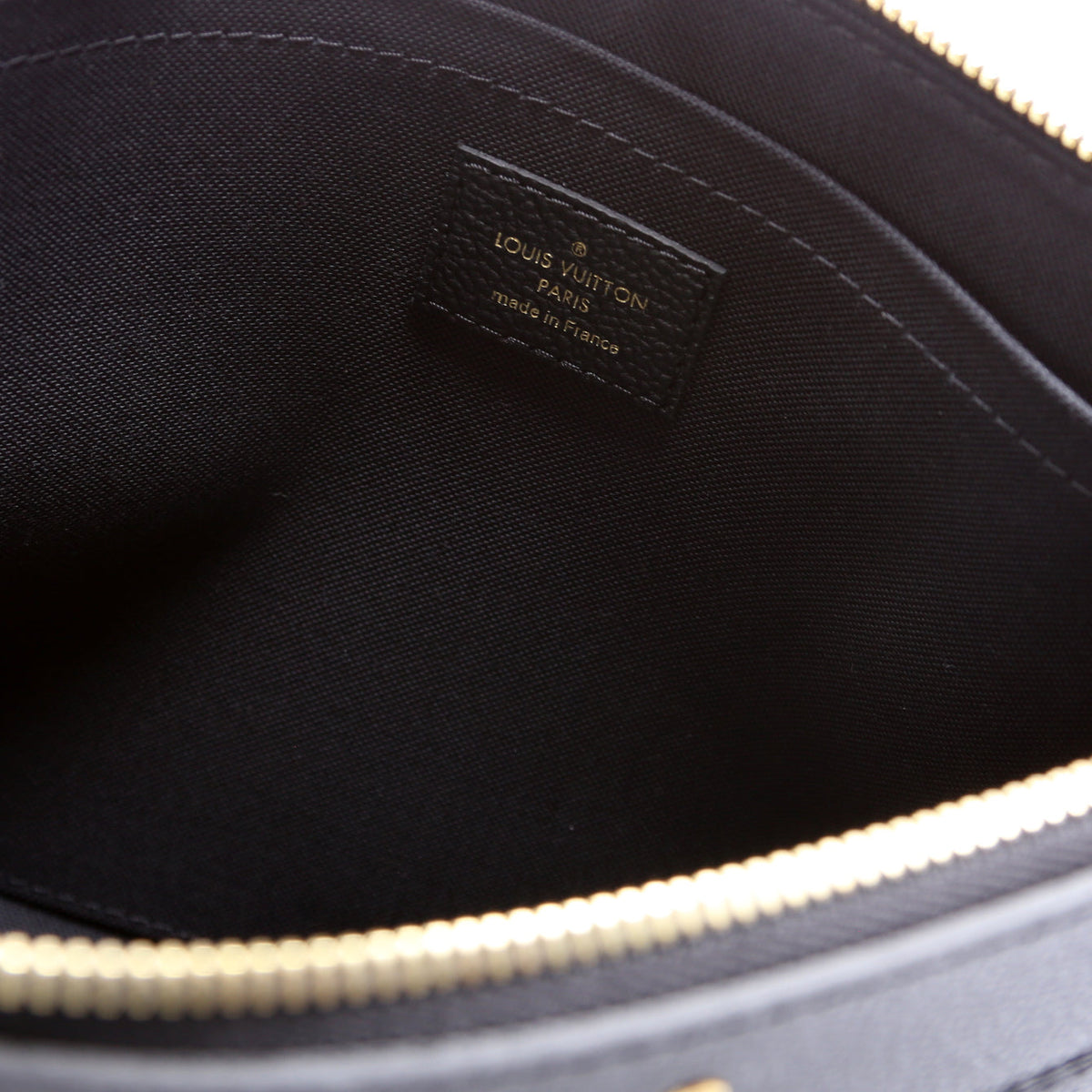 Louis-Vuitton Daily Pouch Empreinte