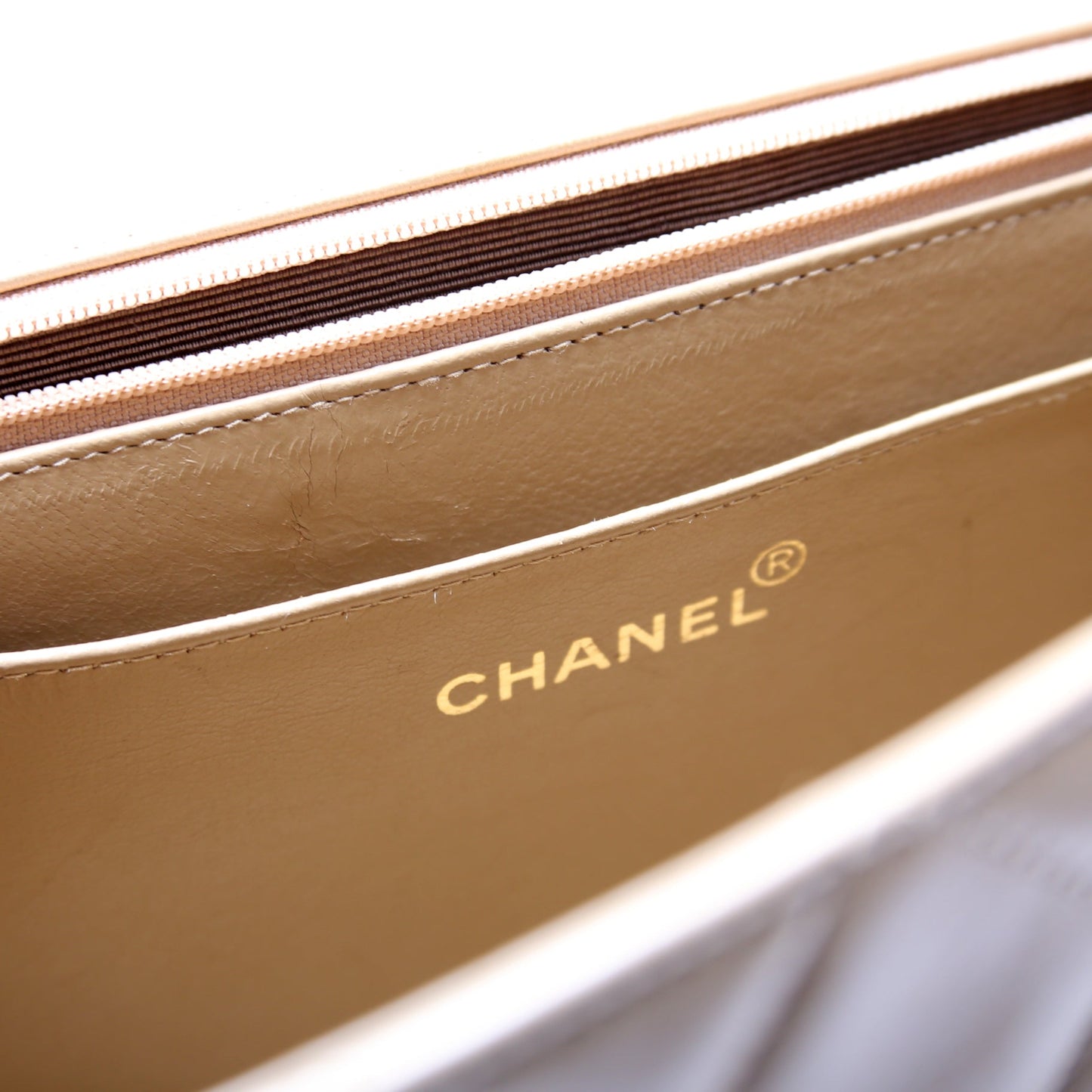 Classic Flap Maxi Lambskin 00-05M