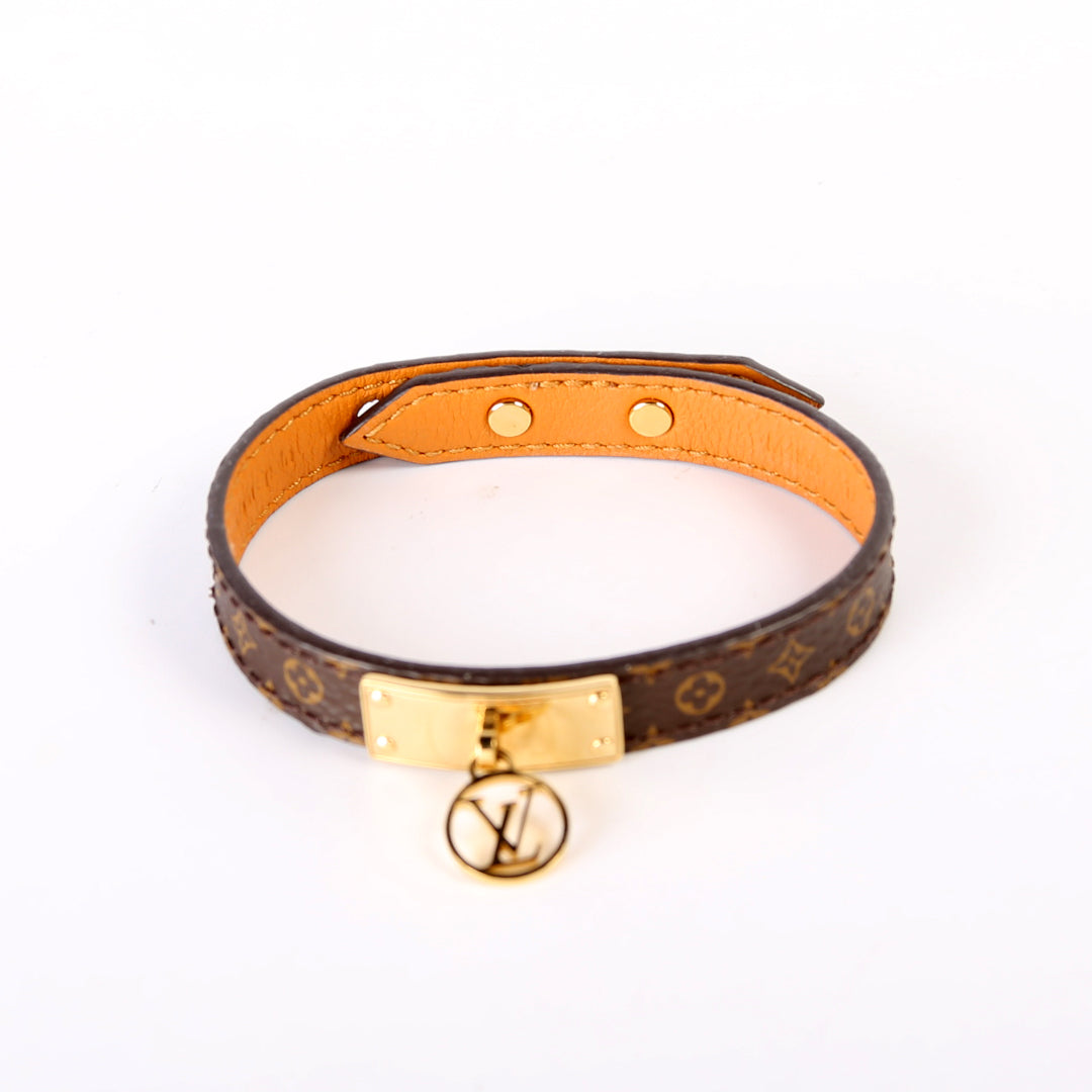 Logomania Bracelet Size 19