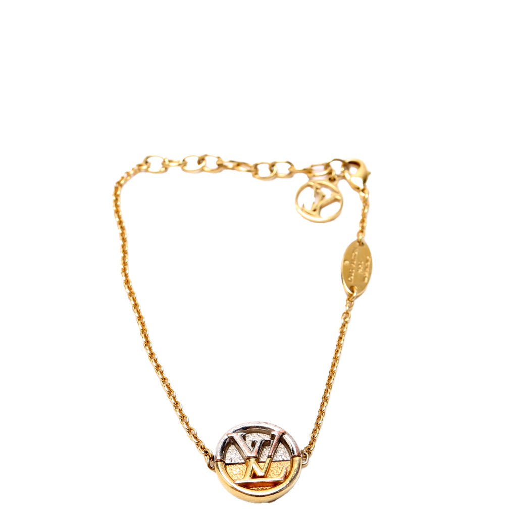 L To V Circle Medallion Bracelet