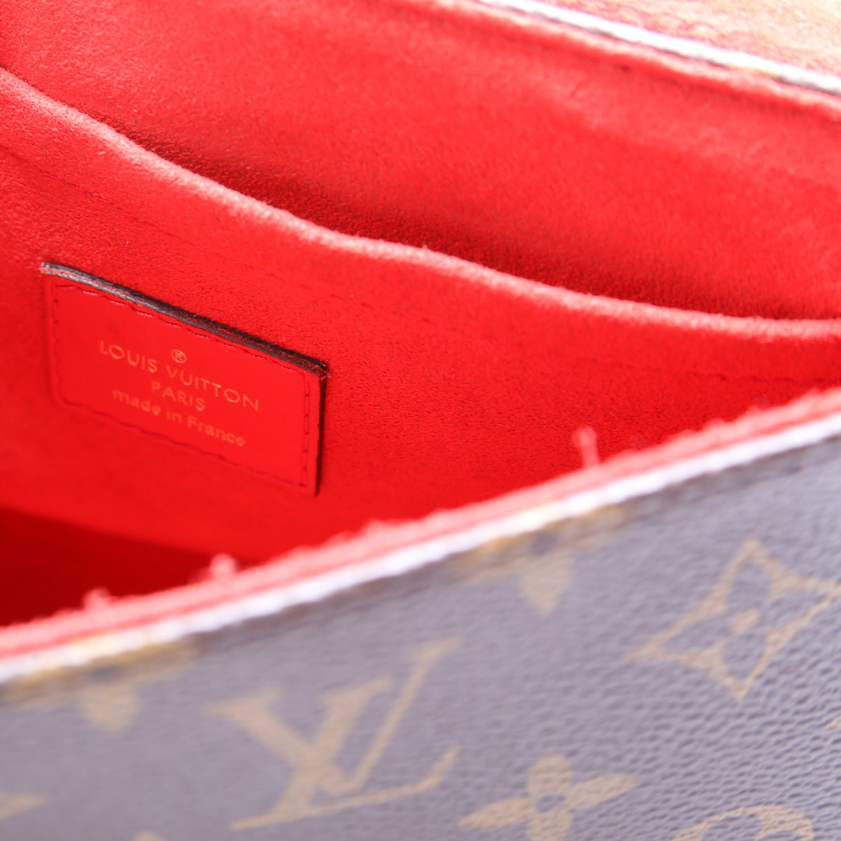 Locky BB Monogram