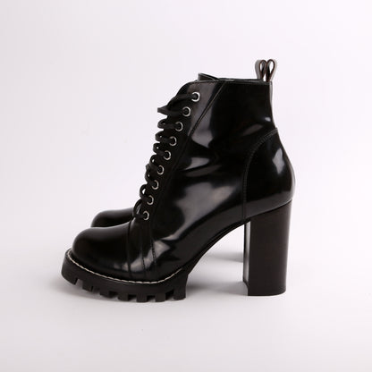 Star Trail Boots Sz 40