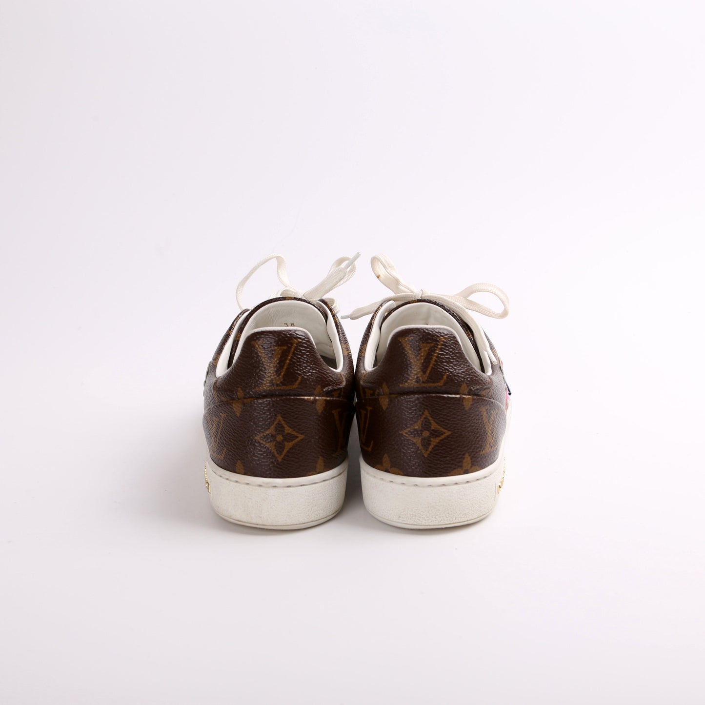 Frontrow Patches Sneakers Size 38