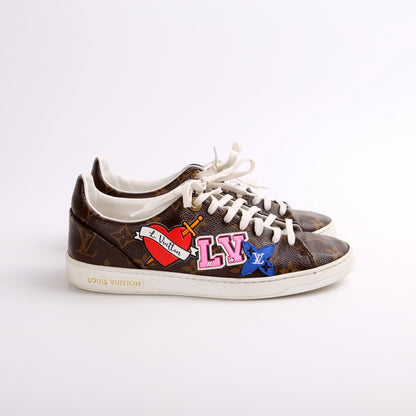 Frontrow Patches Sneakers Size 38
