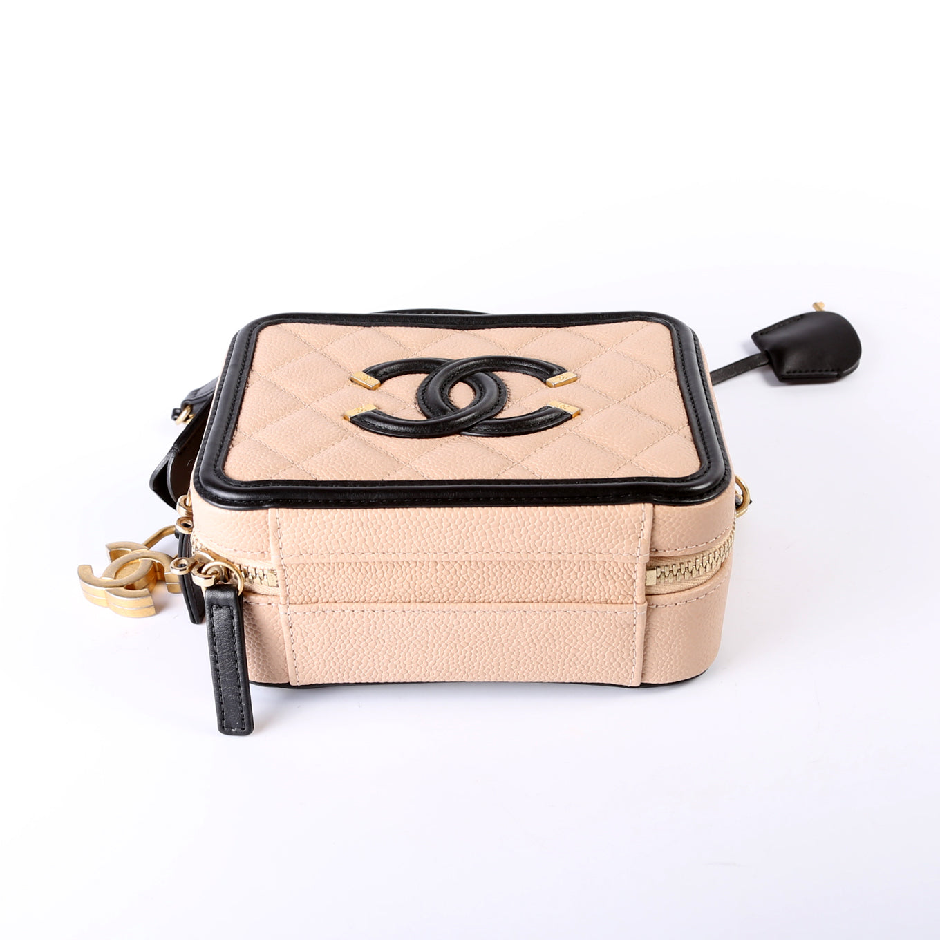 Mini Filigree Vanity Case 26M