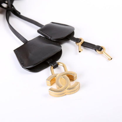 Mini Filigree Vanity Case 26M