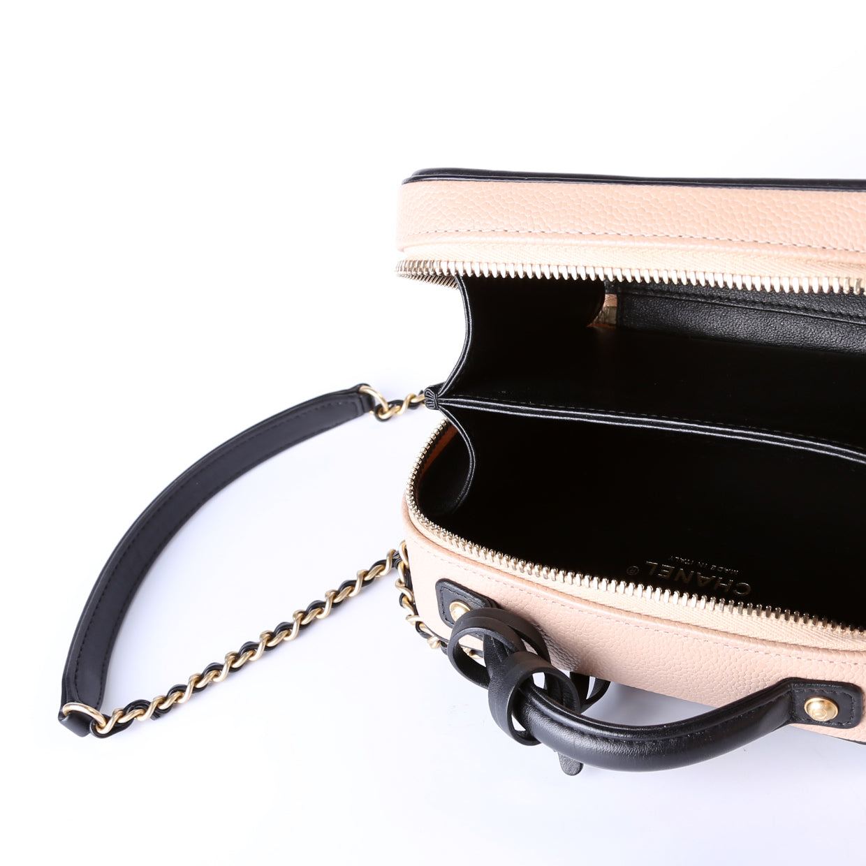 Mini Filigree Vanity Case 26M