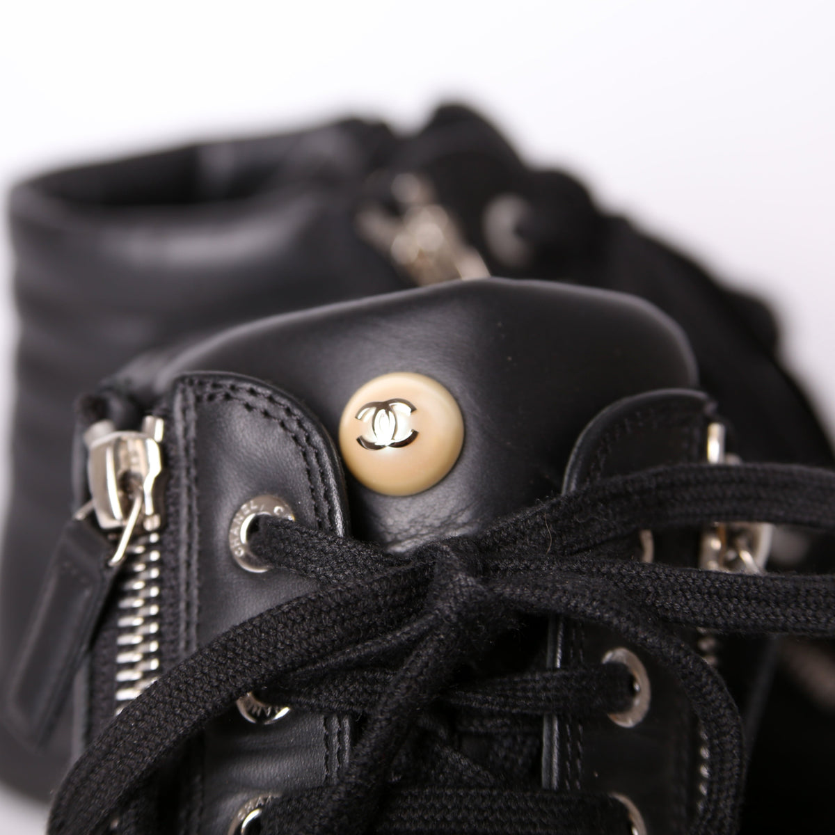 Pearl High Top Sneakers Size 37.5