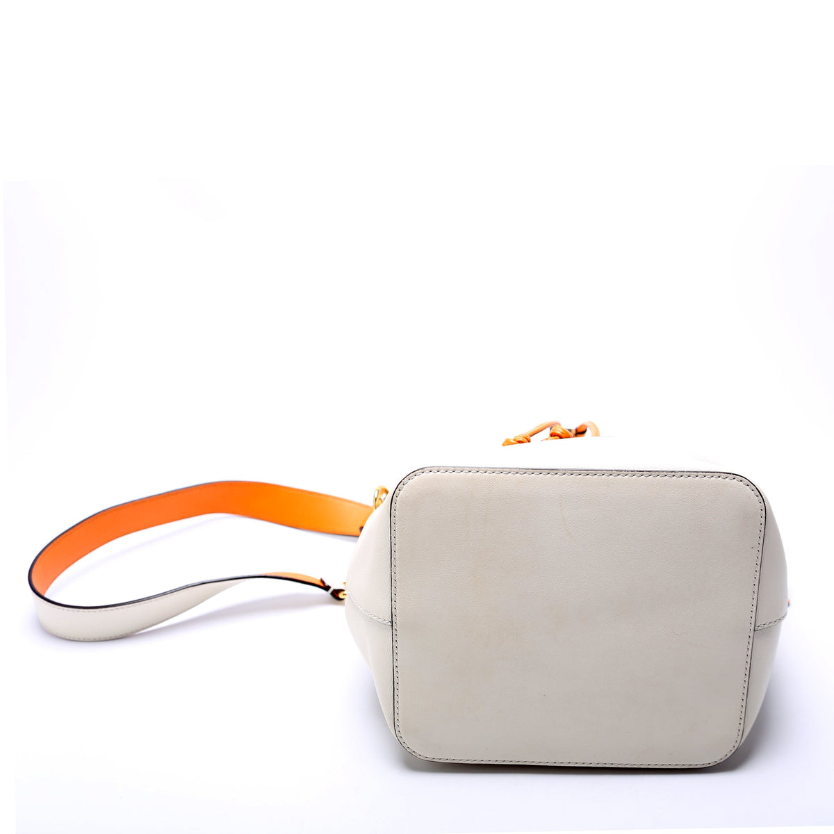 Grande Mon Tresor Bucket FF Leather