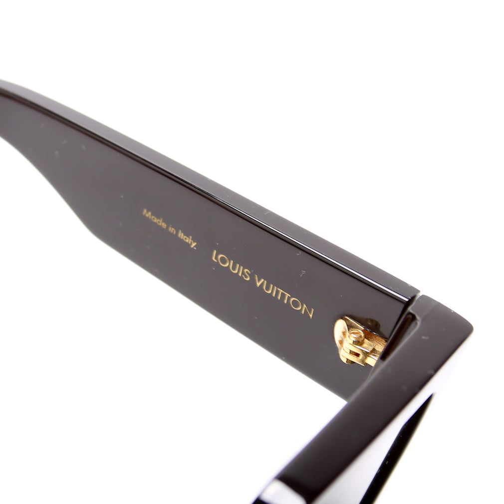 Z1579W LV Clash Square Sunglasses