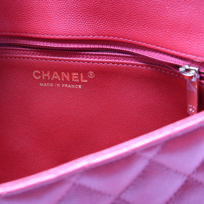 Classic Flap Clutch Caviar 28M
