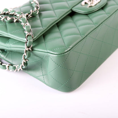Classic Flap Medium Lambskin 25-28M Green