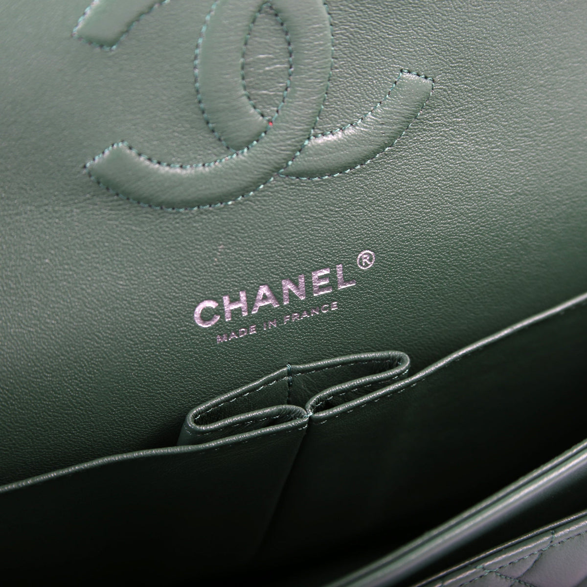 Classic Flap Medium Lambskin 25-28M Green