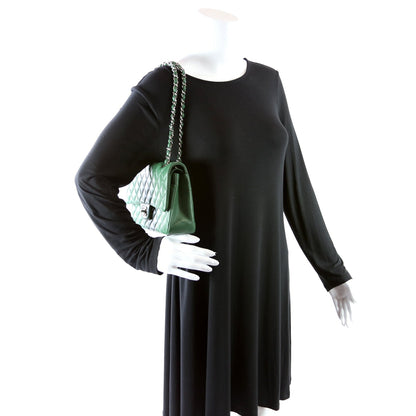 Classic Flap Medium Lambskin 25-28M Green