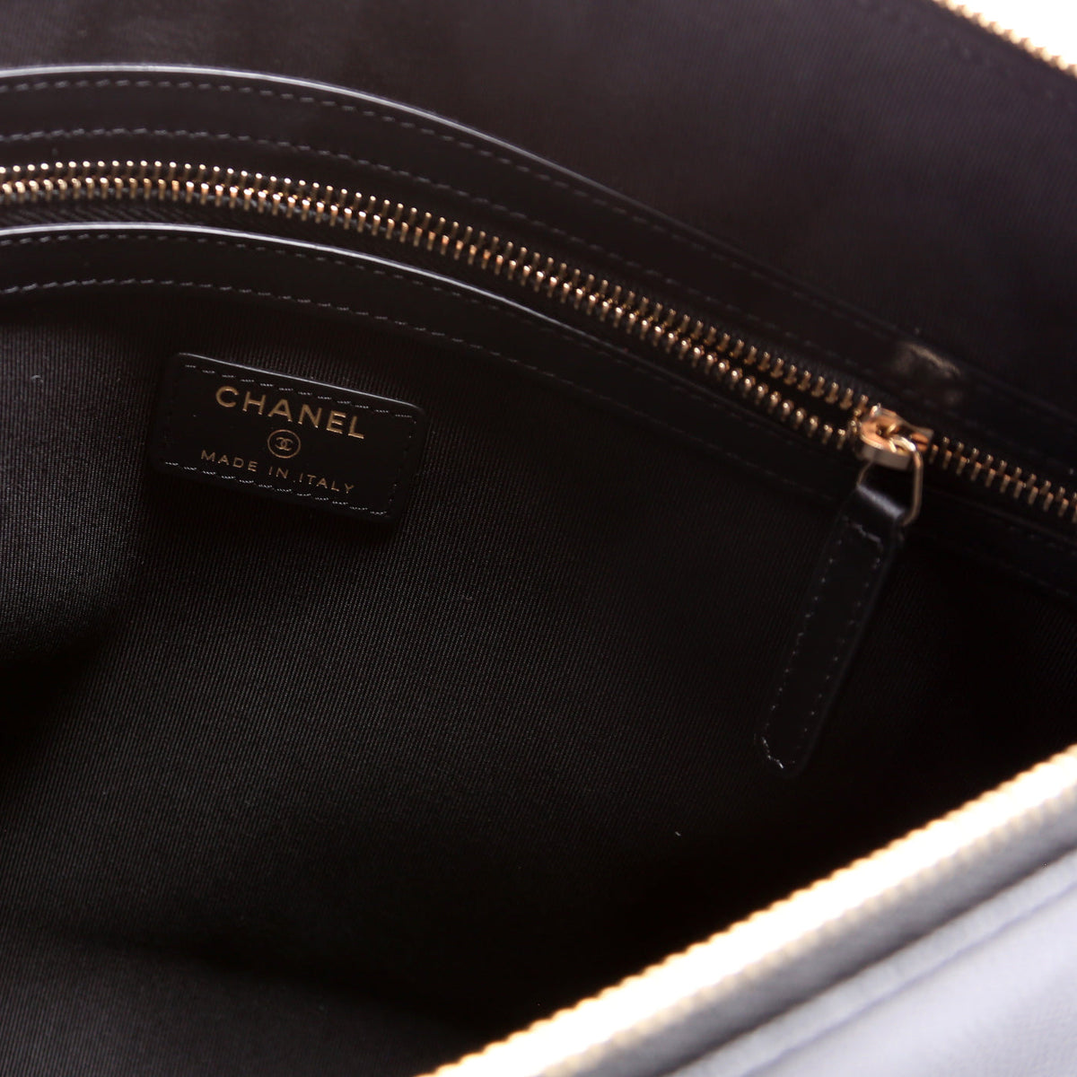 O Case Large Deauville Studded 28M Black