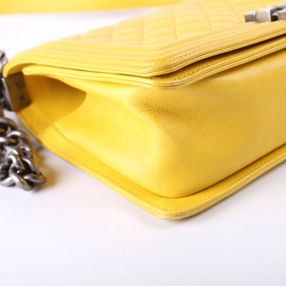 Boy Flap Medium Old Lambskin 15-20M Yellow