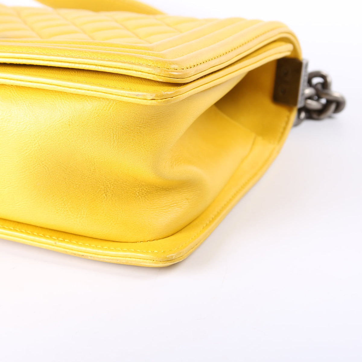 Boy Flap Medium Old Lambskin 15-20M Yellow