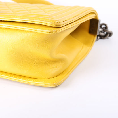Boy Flap Medium Old Lambskin 15-20M Yellow