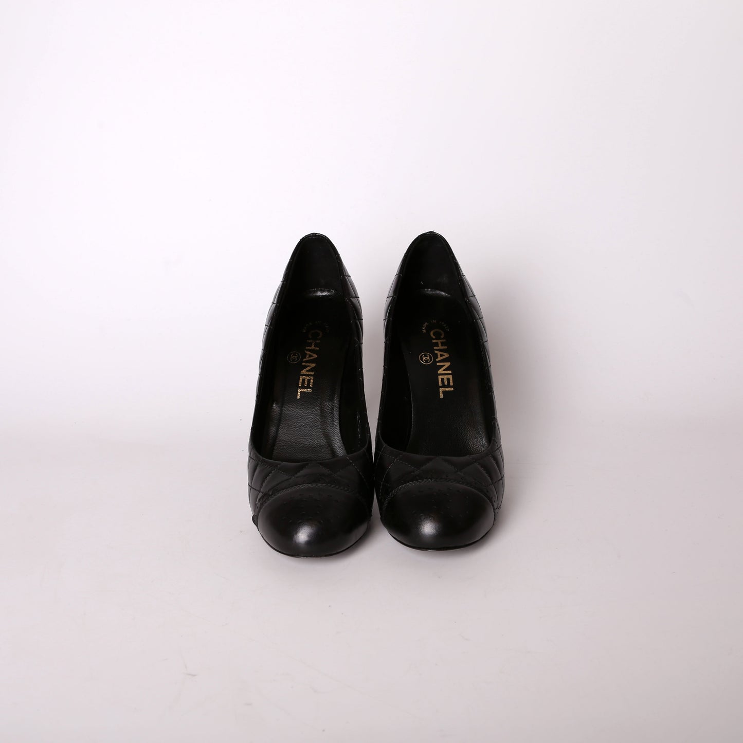 CC Cap Toe Leather Pumps Size 38.5