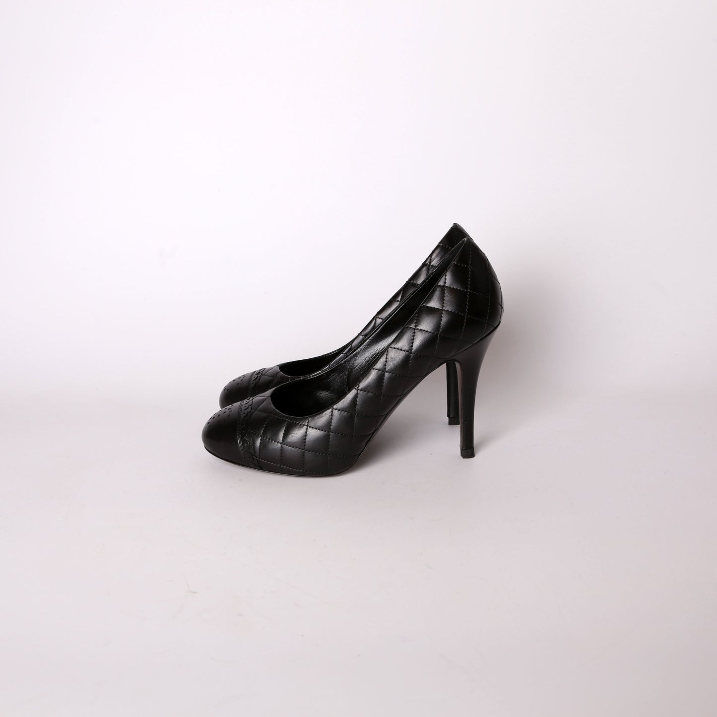 CC Cap Toe Leather Pumps Size 38.5