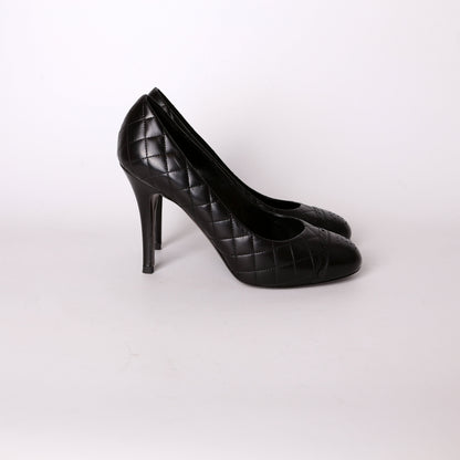 CC Cap Toe Leather Pumps Size 38.5