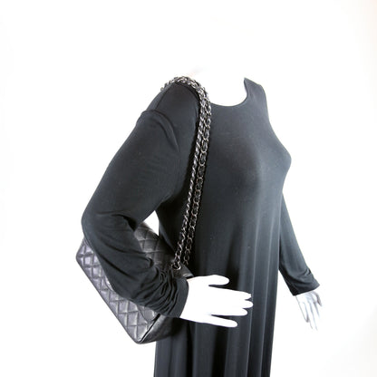 Classic Flap Jumbo Caviar 17-20M Black