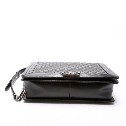 Boy Flap Large Caviar 25-28M Black