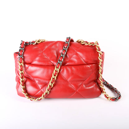 Chanel Quilted Goatskin 19 Medium Flap 30+M Red
