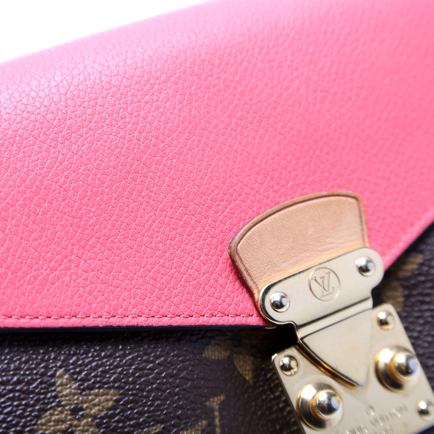 Pallas Wallet Monogram Long Pink