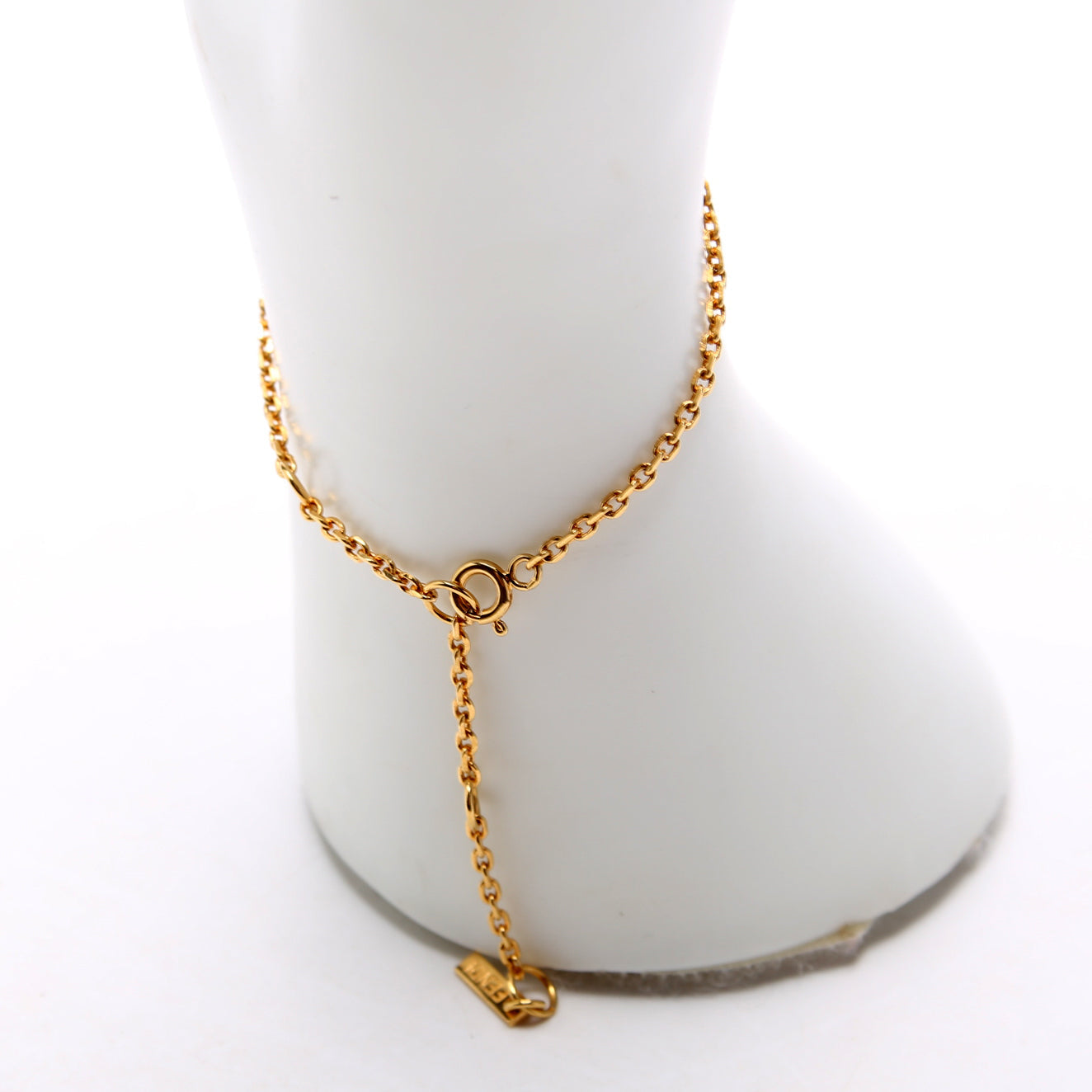 Logo Chain With Ring Bracelet Gold