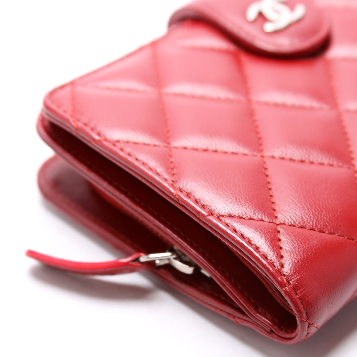 CC Pocket Wallet Quilted Lambskin 17M Red