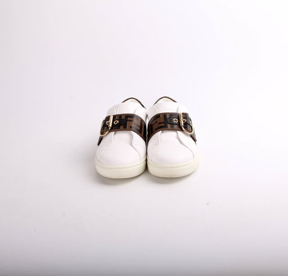 Pearland Sneakers Size 37