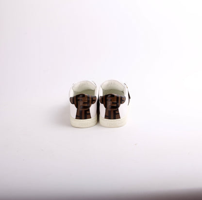 Pearland Sneakers Size 37