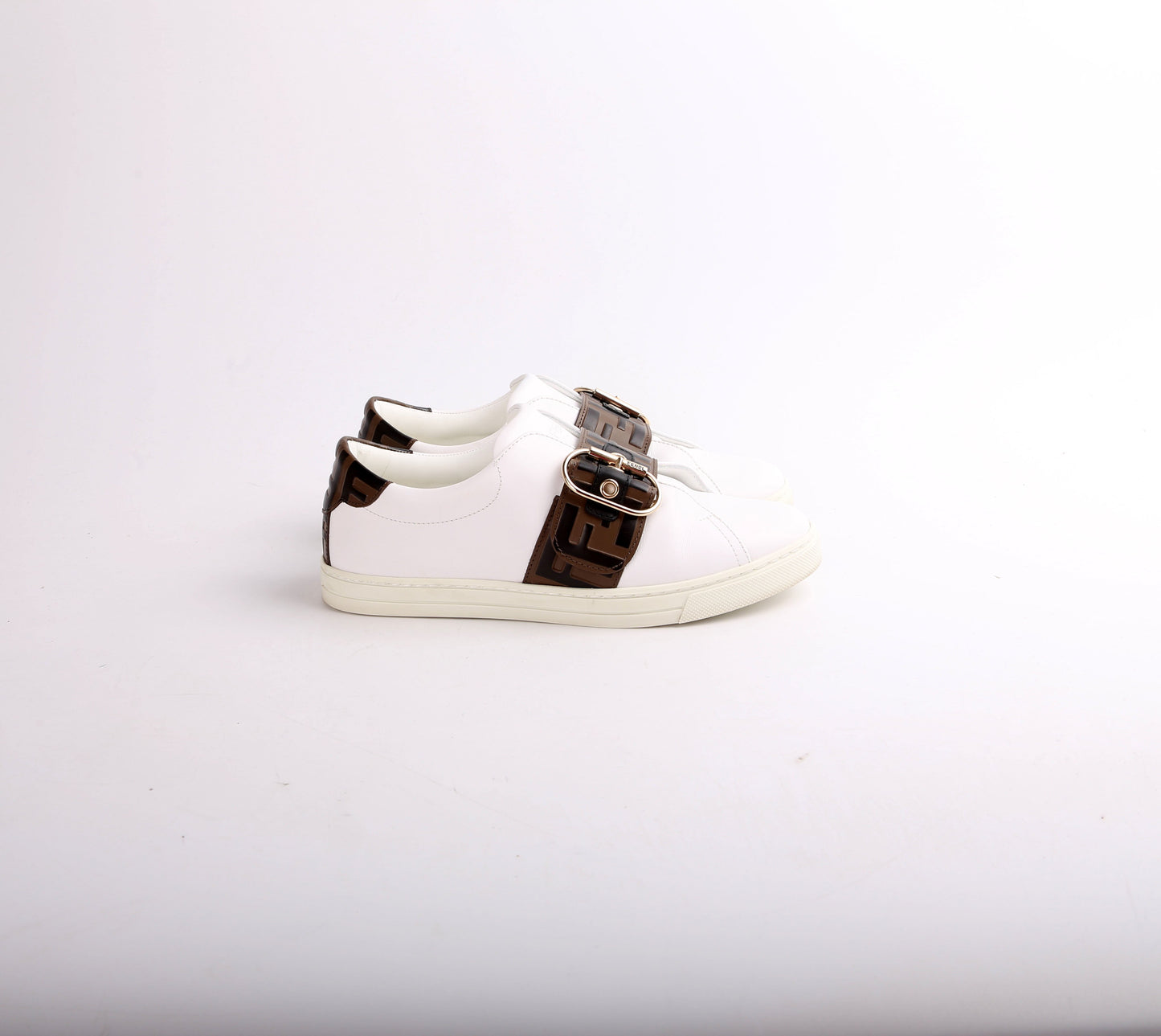 Pearland Sneakers Size 37